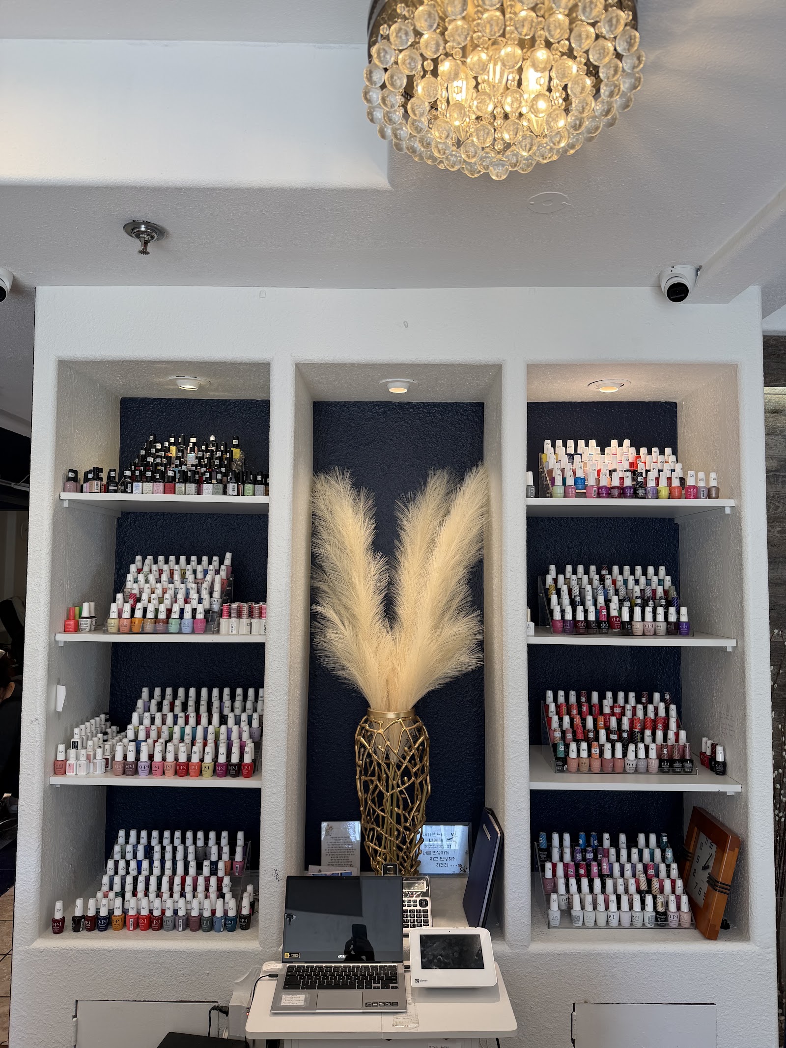 5th Avenue Nails nail photo 5